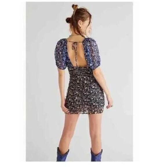 Free People Tessa Mini Dress Ruched Black Navy Blue Floral size small - Picture 10 of 10